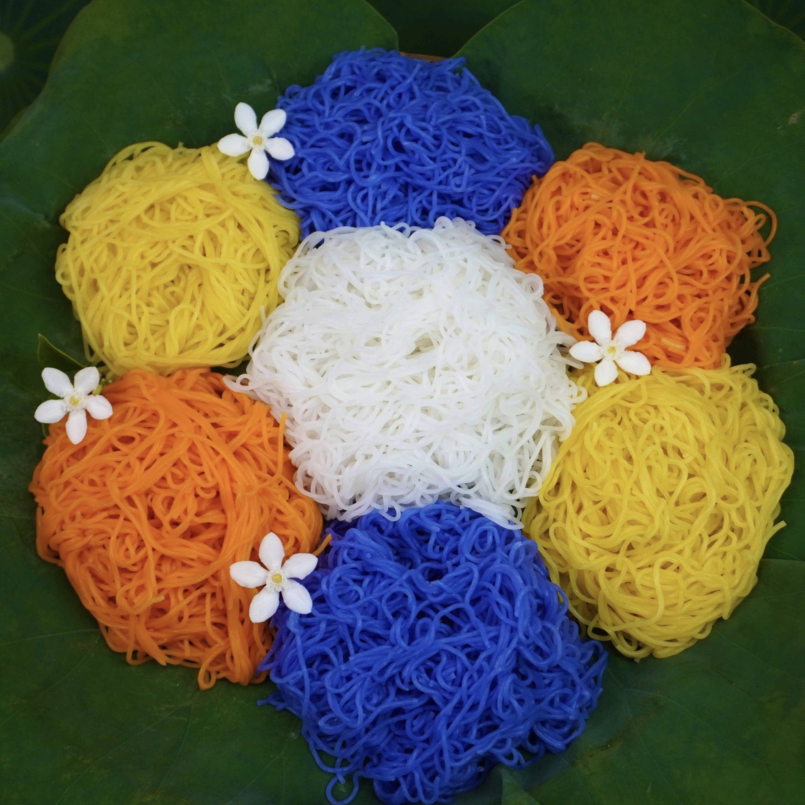 mẹt Bún rau củ